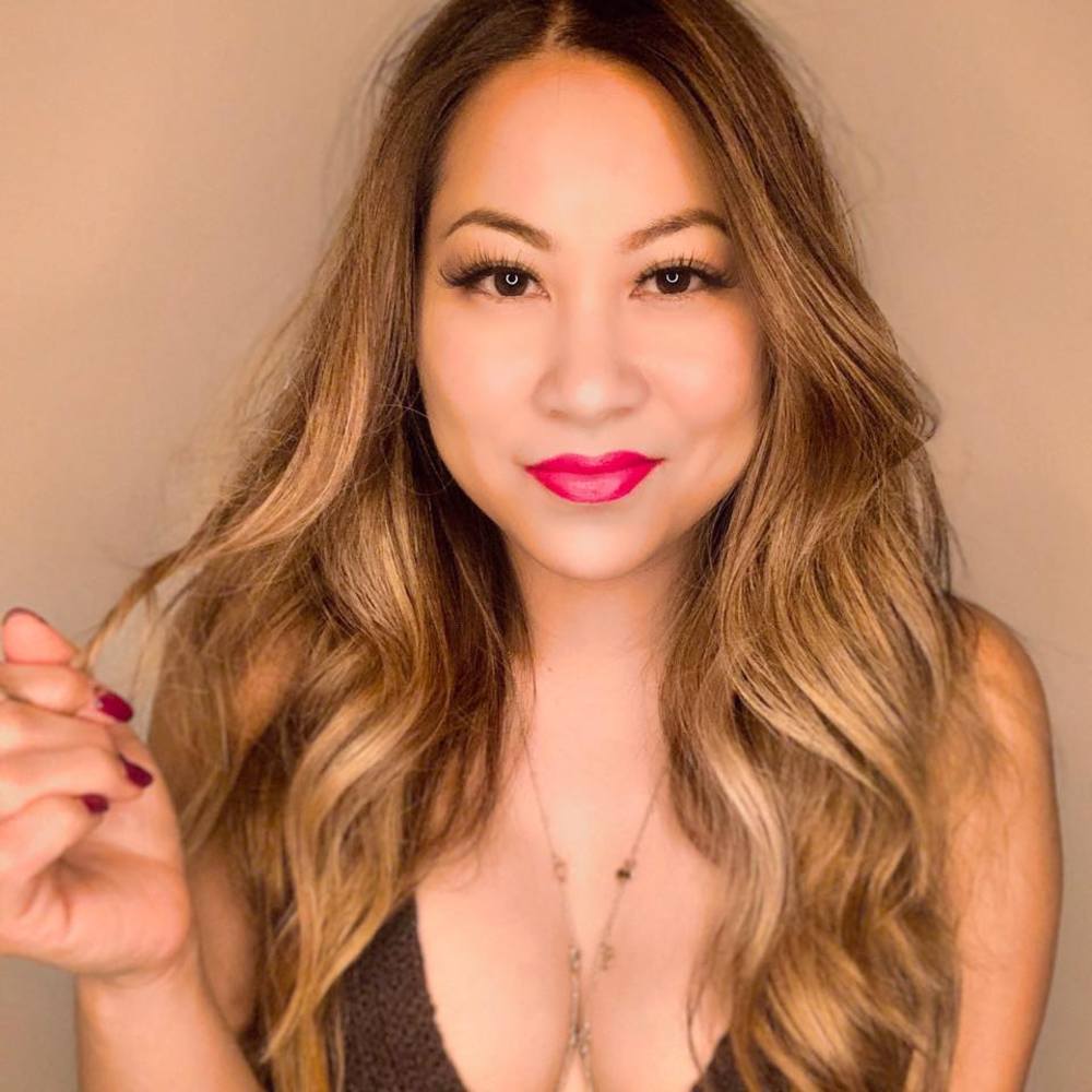 Meet your Posher, Ava